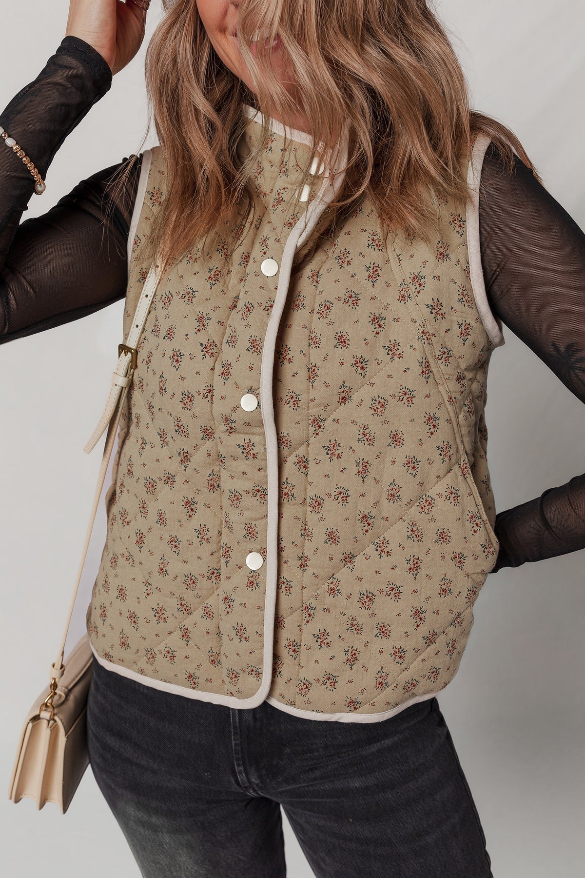 Khaki Floral Print Quilted Concealed Button Vest Main image