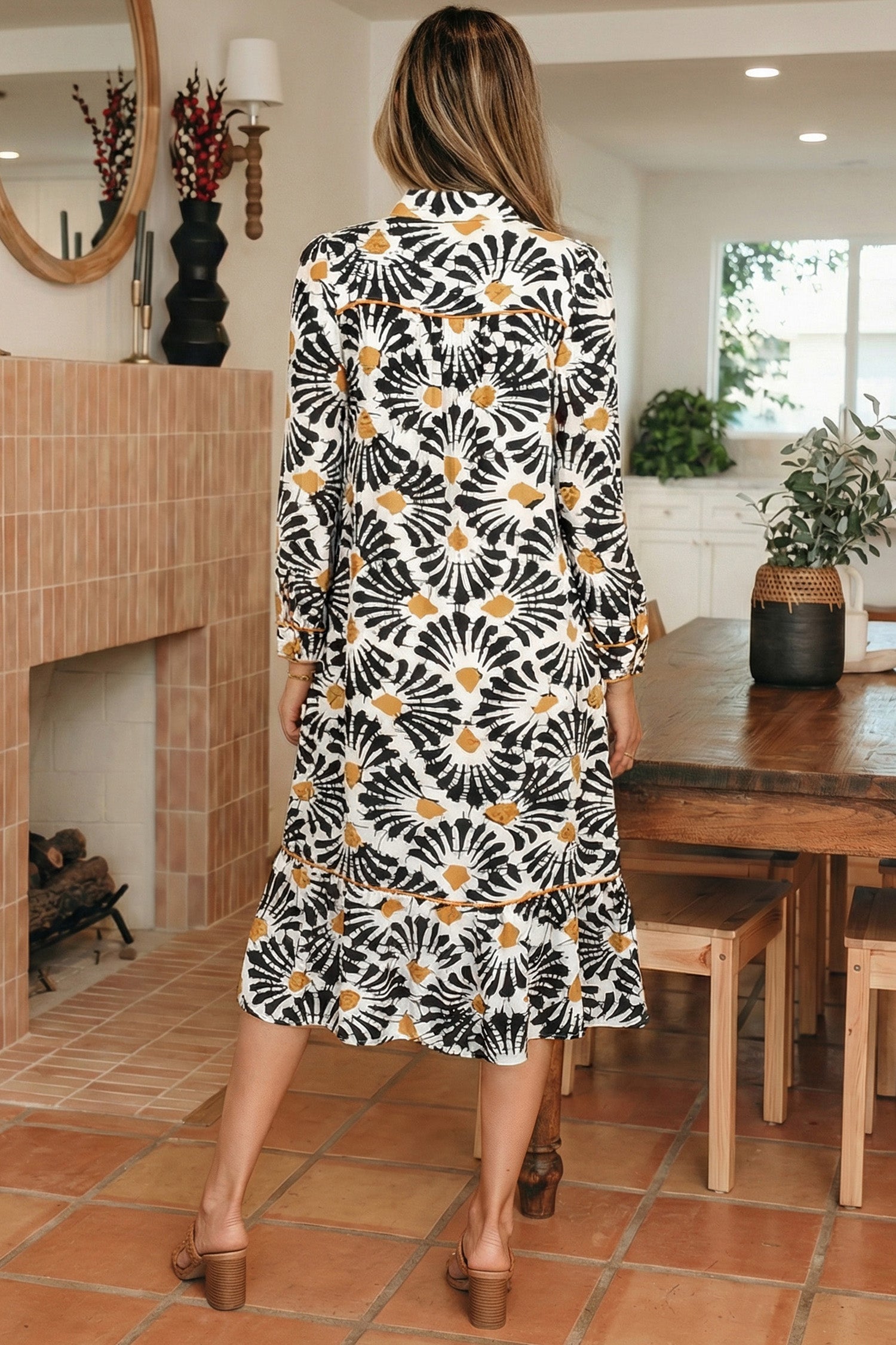 Black Abstract Floral Print Split V Neck Long Dress with Sleeves Secondary image