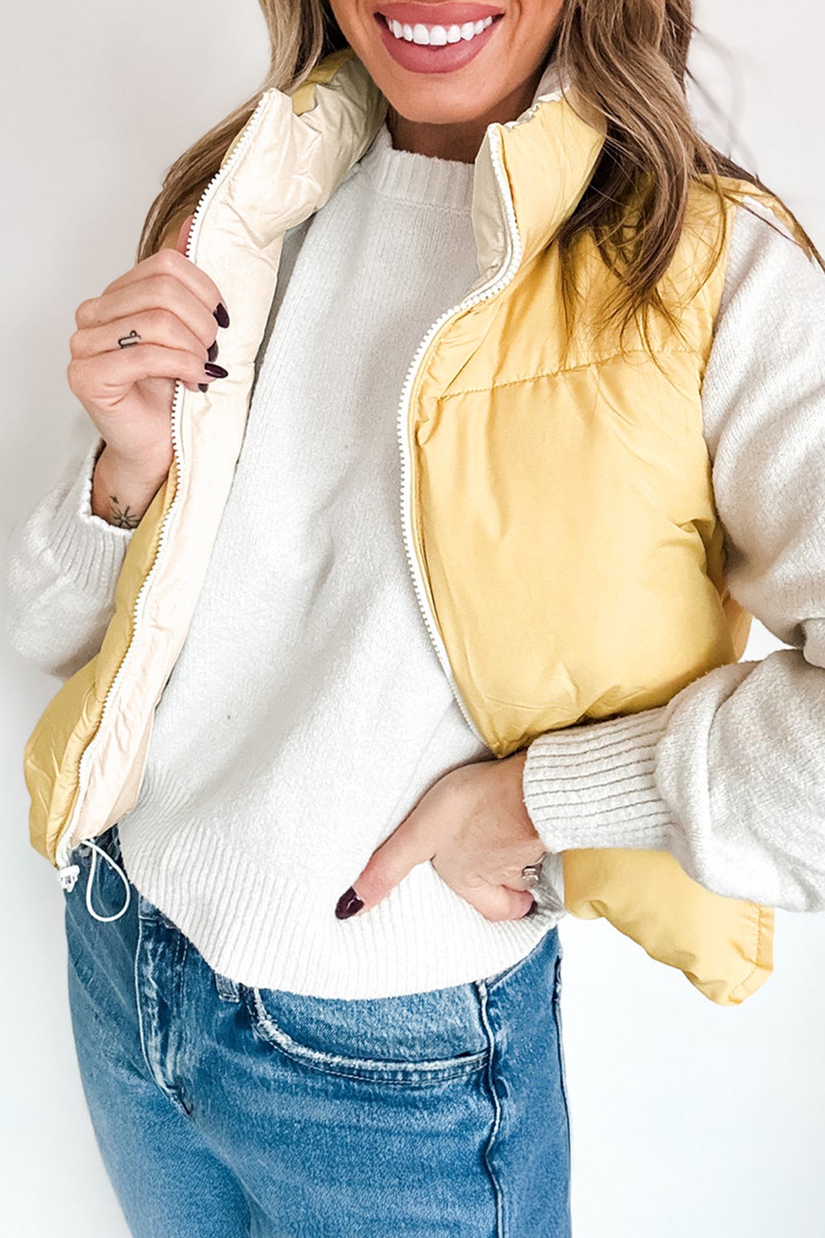 Parchment Reversible Double Wear Contrast Color Stand Neck Zip Pocket Quilted Vest Main image